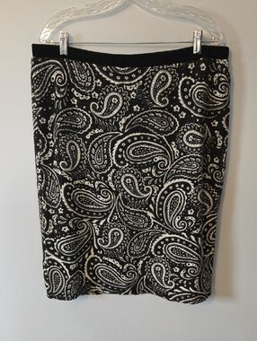 Aryeh Black and White Paisley Pencil Skirt